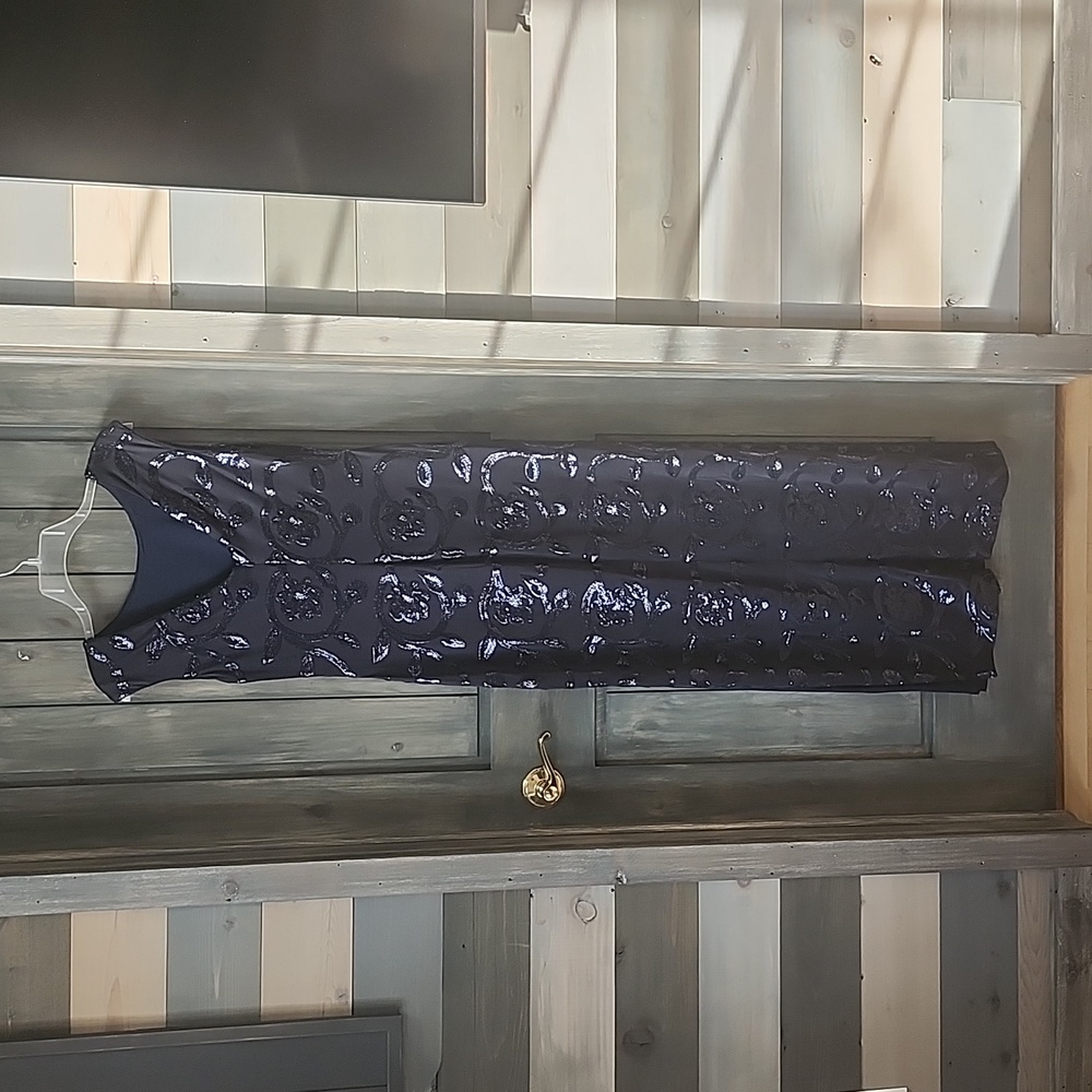 Navy Mother of the Bride/Groom Dress. - Picture 2 of 2